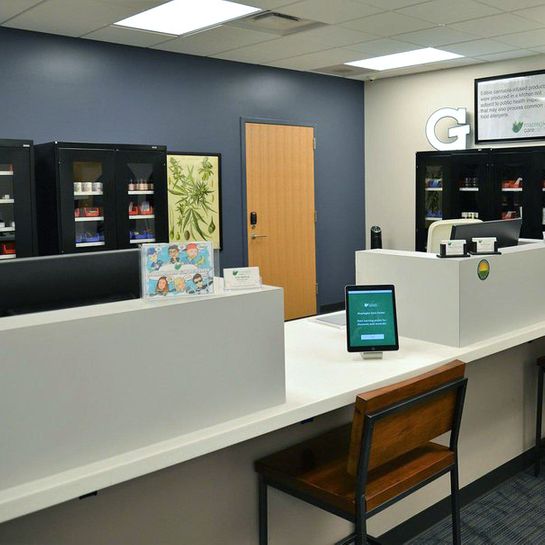 Mapleglen Care Center Legal Rockford, IL Dispensary MAMA